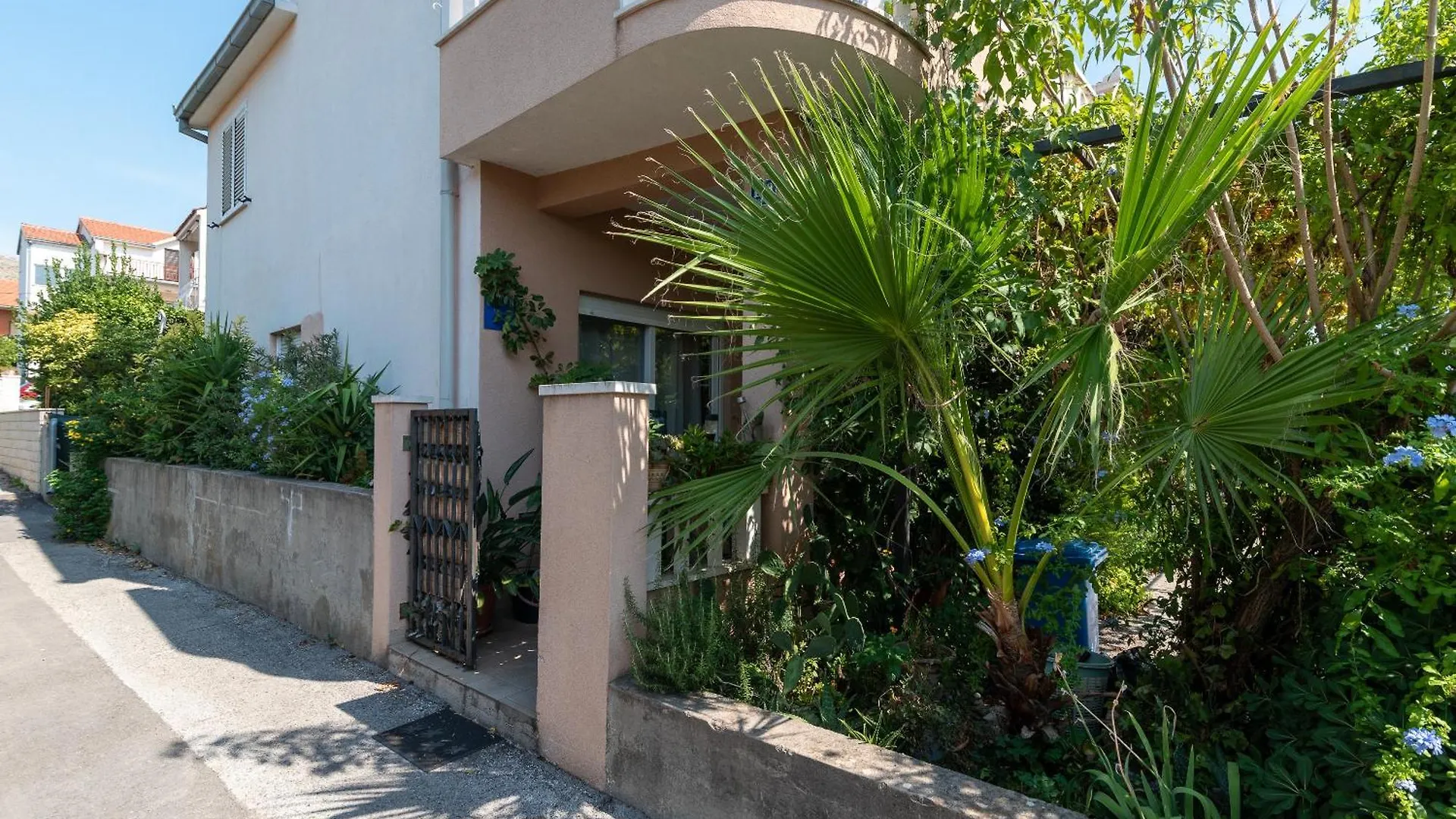 Apartman Duje Trogir 0*,  Croatia